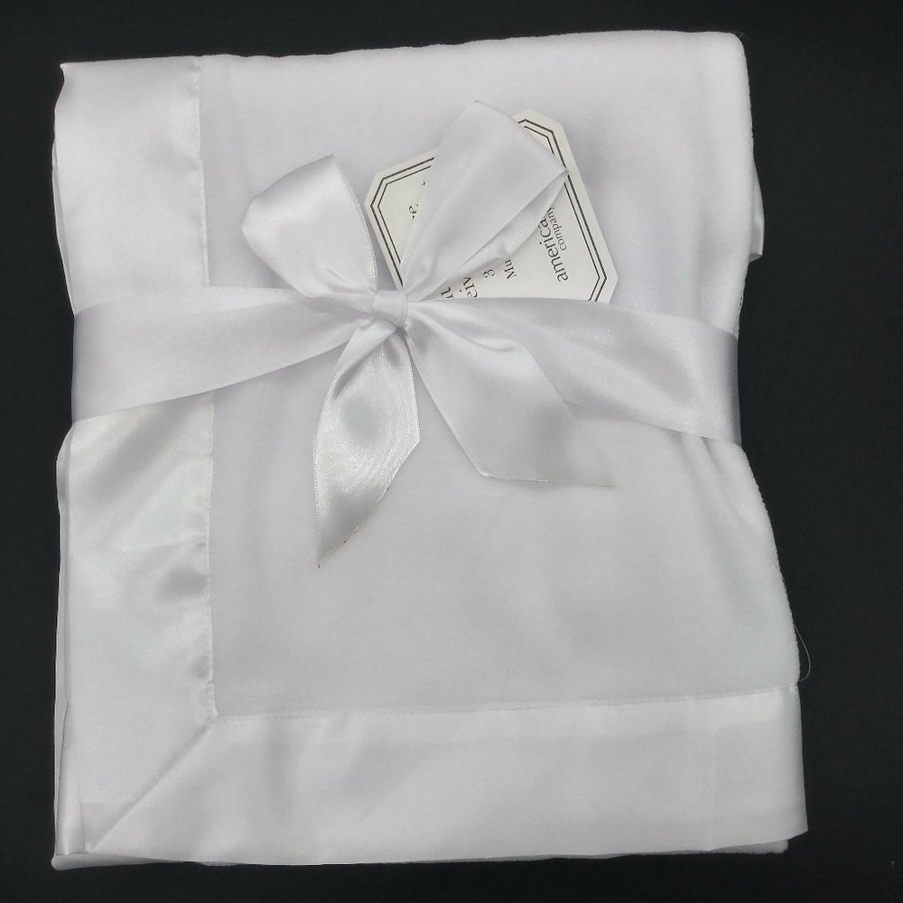 American Baby Deluxe Baby Blanket White 30x30, NWT